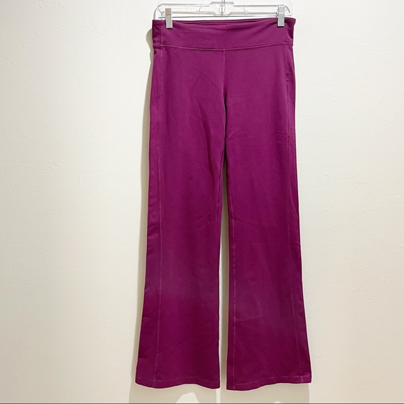 ATHLETA KICKBOOTY Magenta Bootcut Pants Leggings